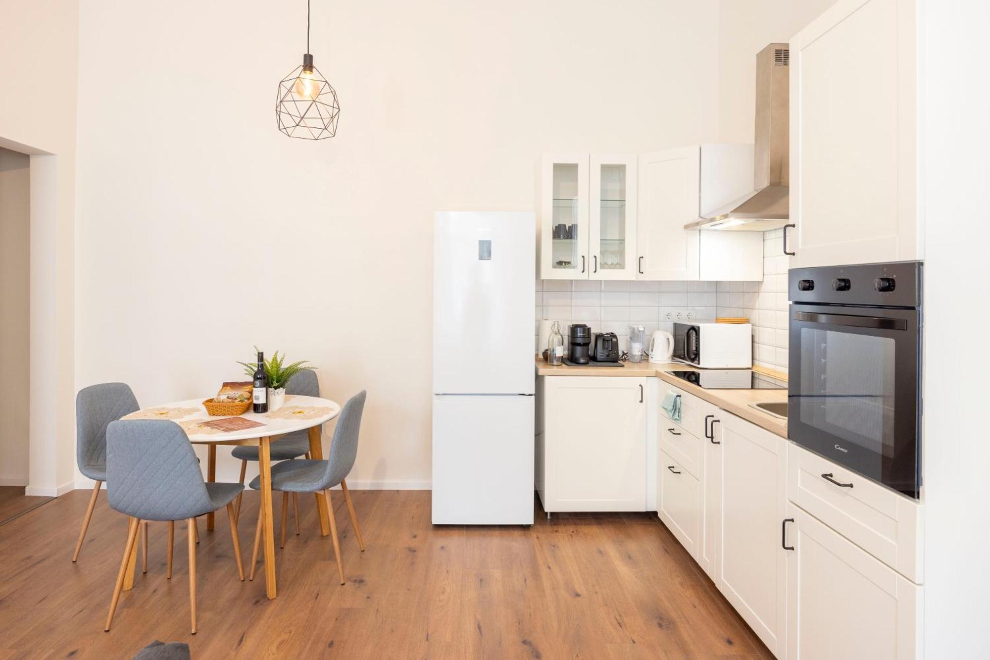 Lovely Central Apartment By Julia Budapest Eksteriør billede